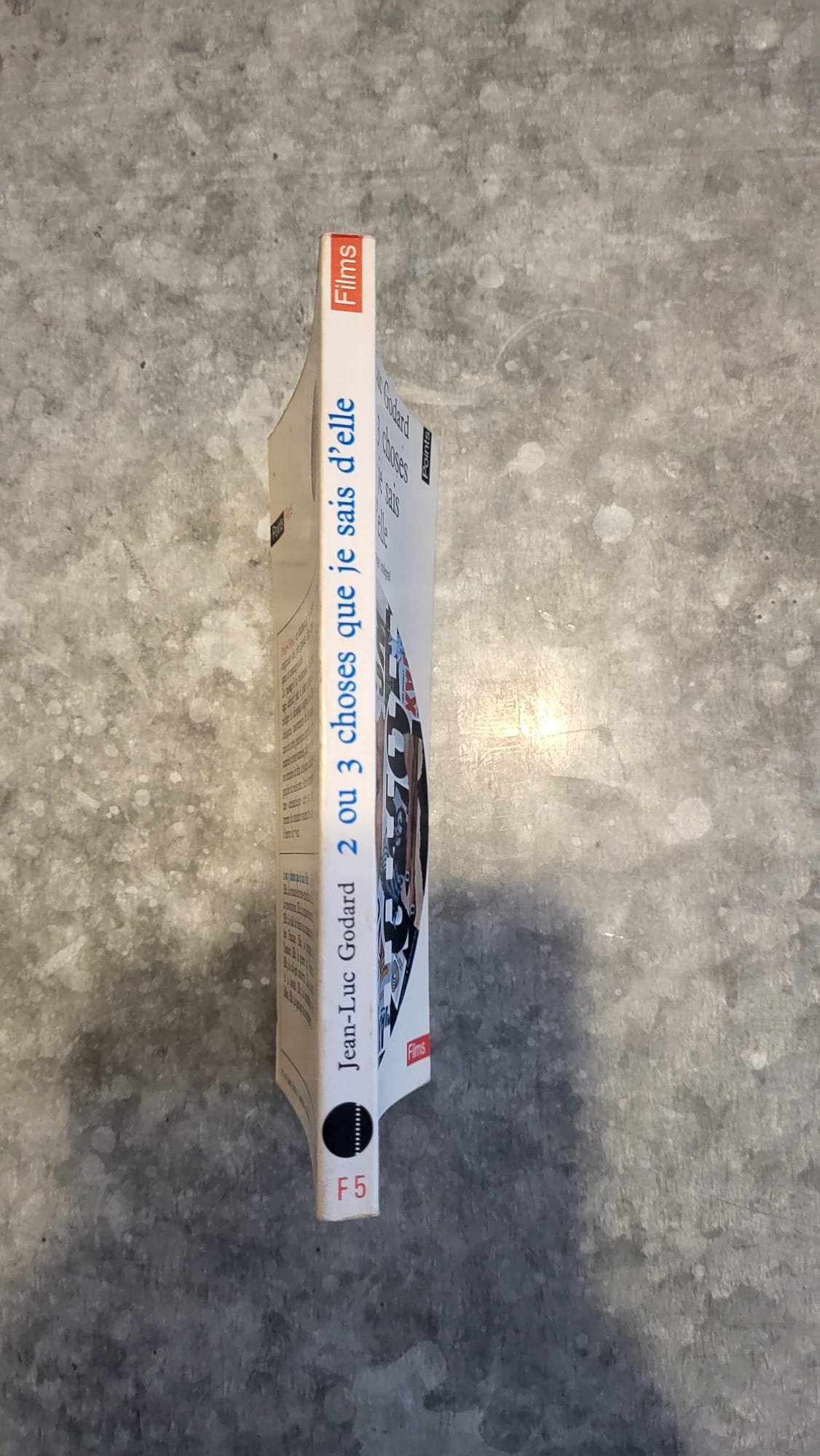 2 ou 3 choses que je sais d elle