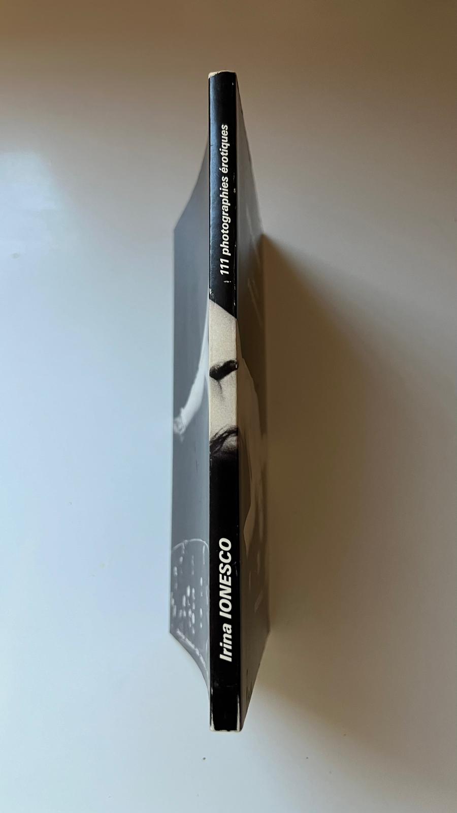 Cent onze photographie érotique - Irina Ionesco